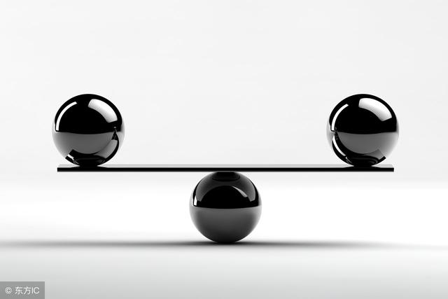 “上”和“下”间寻求平衡,中层管理者该做的和千万不能做的12件事