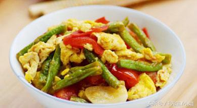 教你50种鸡蛋的做法大全 有炒菜有汤又有早餐饼 一年四季吃不腻!