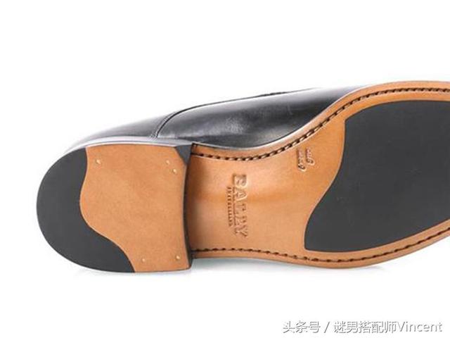 ��ƤЬ��ʷ����ס����ԣ������˧�ӽſ�ʼ