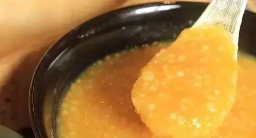 ���ݳ�ʦ�ܽ�ģ�100������С���ţ�ʵ�õ�����