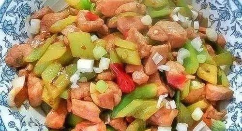 ���ݳ�ʦ�ܽ�ģ�100������С���ţ�ʵ�õ�����