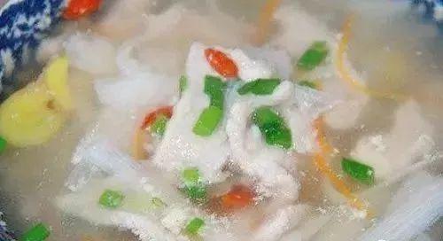 ���ݳ�ʦ�ܽ�ģ�100������С���ţ�ʵ�õ�����