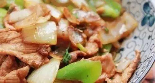 ���ݳ�ʦ�ܽ�ģ�100������С���ţ�ʵ�õ�����