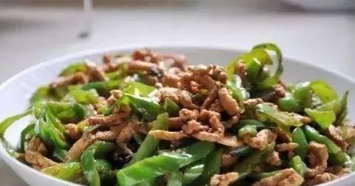 ���ݳ�ʦ�ܽ�ģ�100������С���ţ�ʵ�õ�����