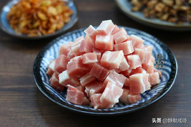 ����±�ⷹ����������ζŨ���ٳԲ��壬��������������ֲ�