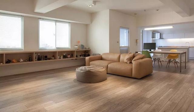 ѹ��̫��̨��򸾰�4�Ա��ĳ�1�ԣ�һ�������˼������ʣ�ɹɹ