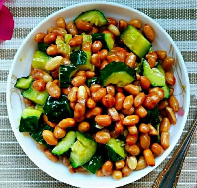 13���¾Ʋ˵���������������ˬ