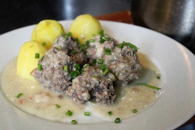 �ӿ�����̸�𣬵¹���Щ��ʳ�����ж�ó�