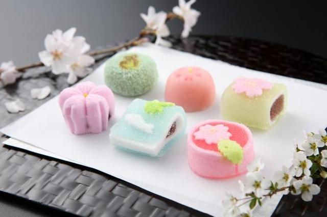 �ձ����Ĵ���ף���Щ�͹��ӿɲ������Ǹ���ֵ����