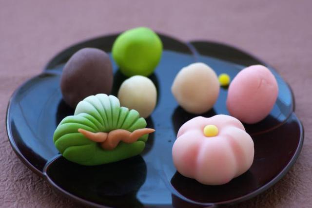 �ձ����Ĵ���ף���Щ�͹��ӿɲ������Ǹ���ֵ����