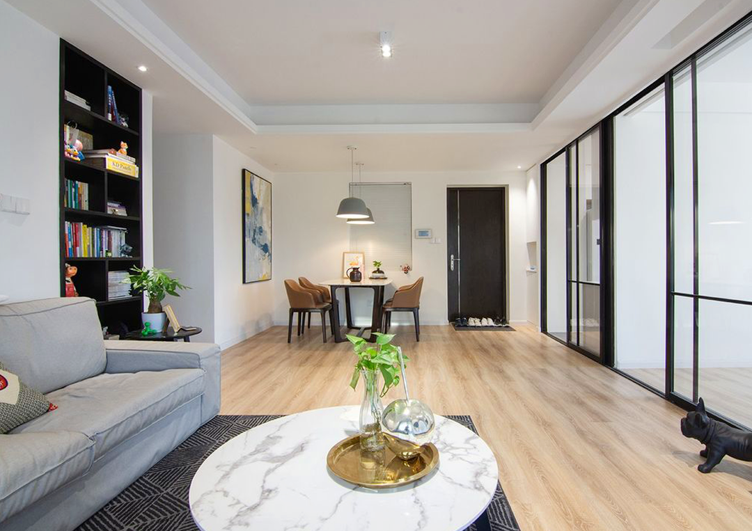 ������������еļң���ˬ��Ȼ��ͷһ�ط��ּ�װ����Ʒ���Ϳ�