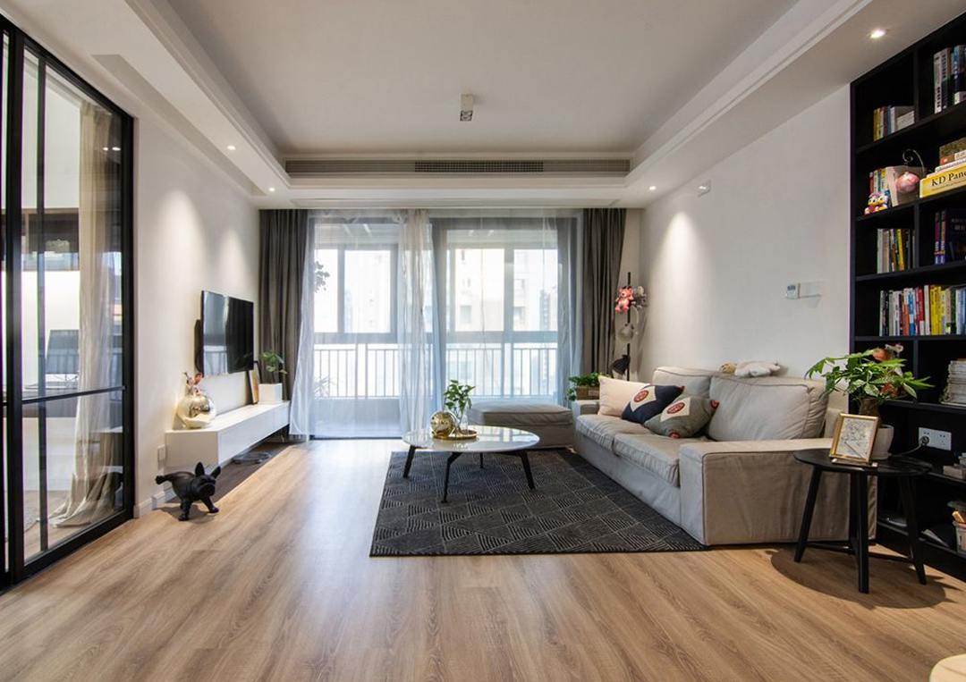 ������������еļң���ˬ��Ȼ��ͷһ�ط��ּ�װ����Ʒ���Ϳ�