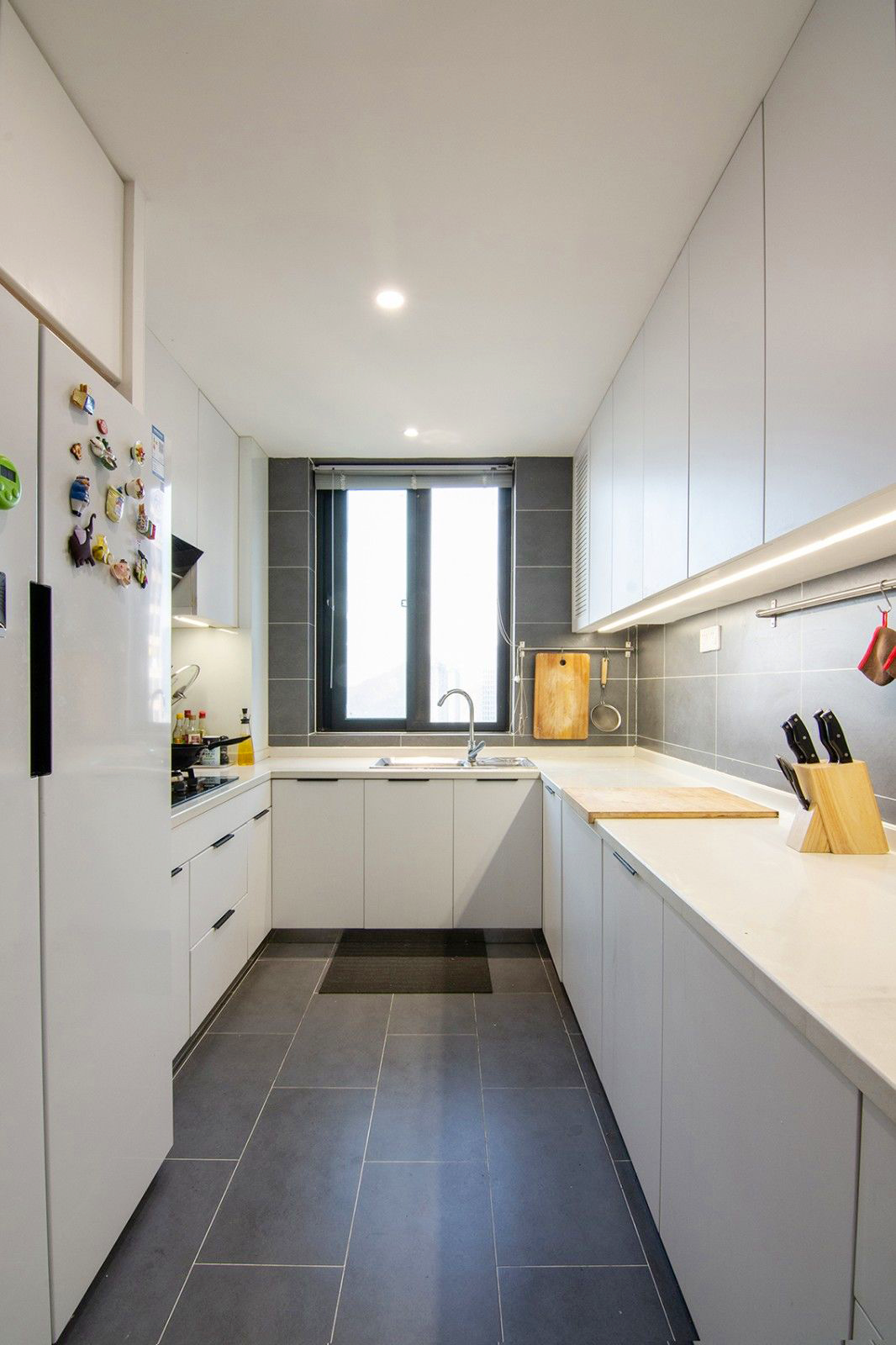 ������������еļң���ˬ��Ȼ��ͷһ�ط��ּ�װ����Ʒ���Ϳ�