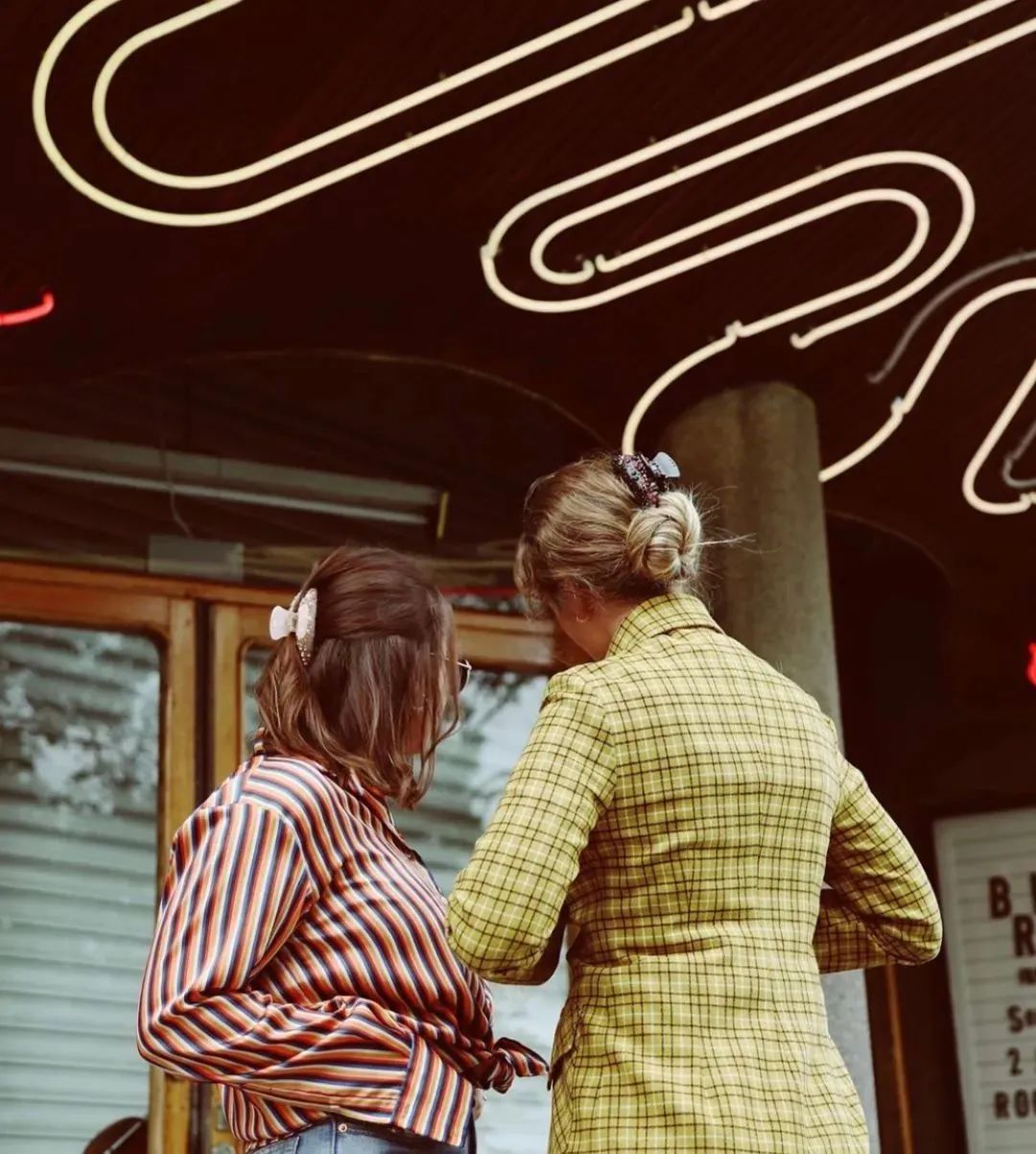 ����ӡ�ͷ����ʼ������ͷ�������˾�����