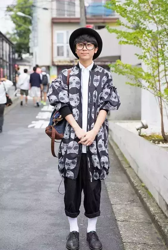 ��ʿ�۾���ôѡ�ź��ģ�