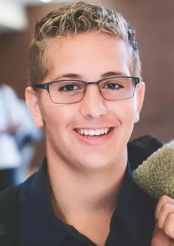 ��ʿ�۾���ôѡ�ź��ģ�