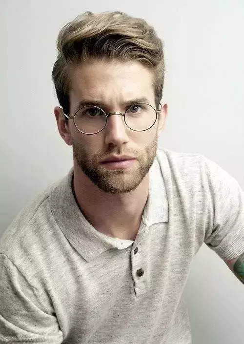 ��ʿ�۾���ôѡ�ź��ģ�