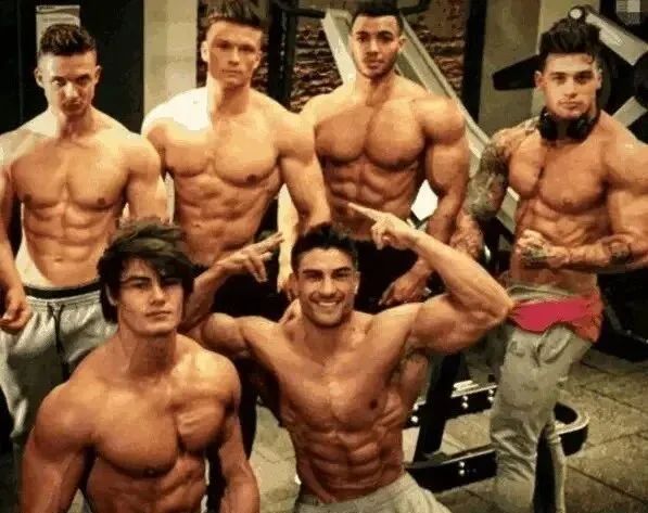 ����ѵ���ľ���VSߣ�������У�������̬����ʲô���