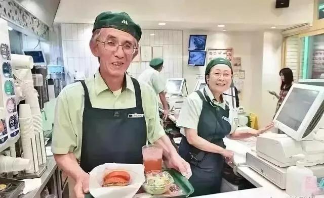 36����Ƭ�����㣬���ձ����ж�ô���ڲ�ͬ