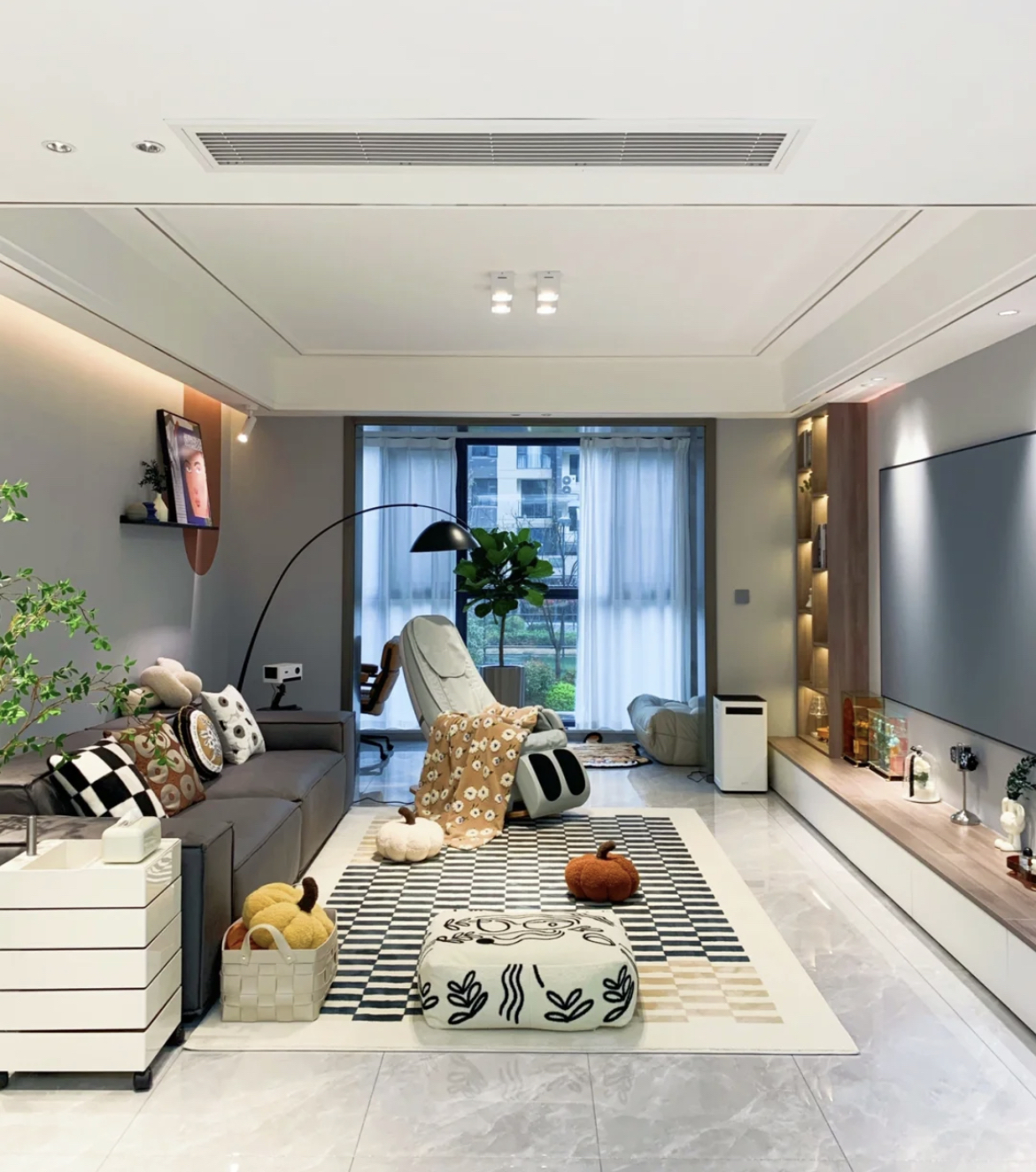 ���ڱ������������ļҾ��������ֻ�в輸