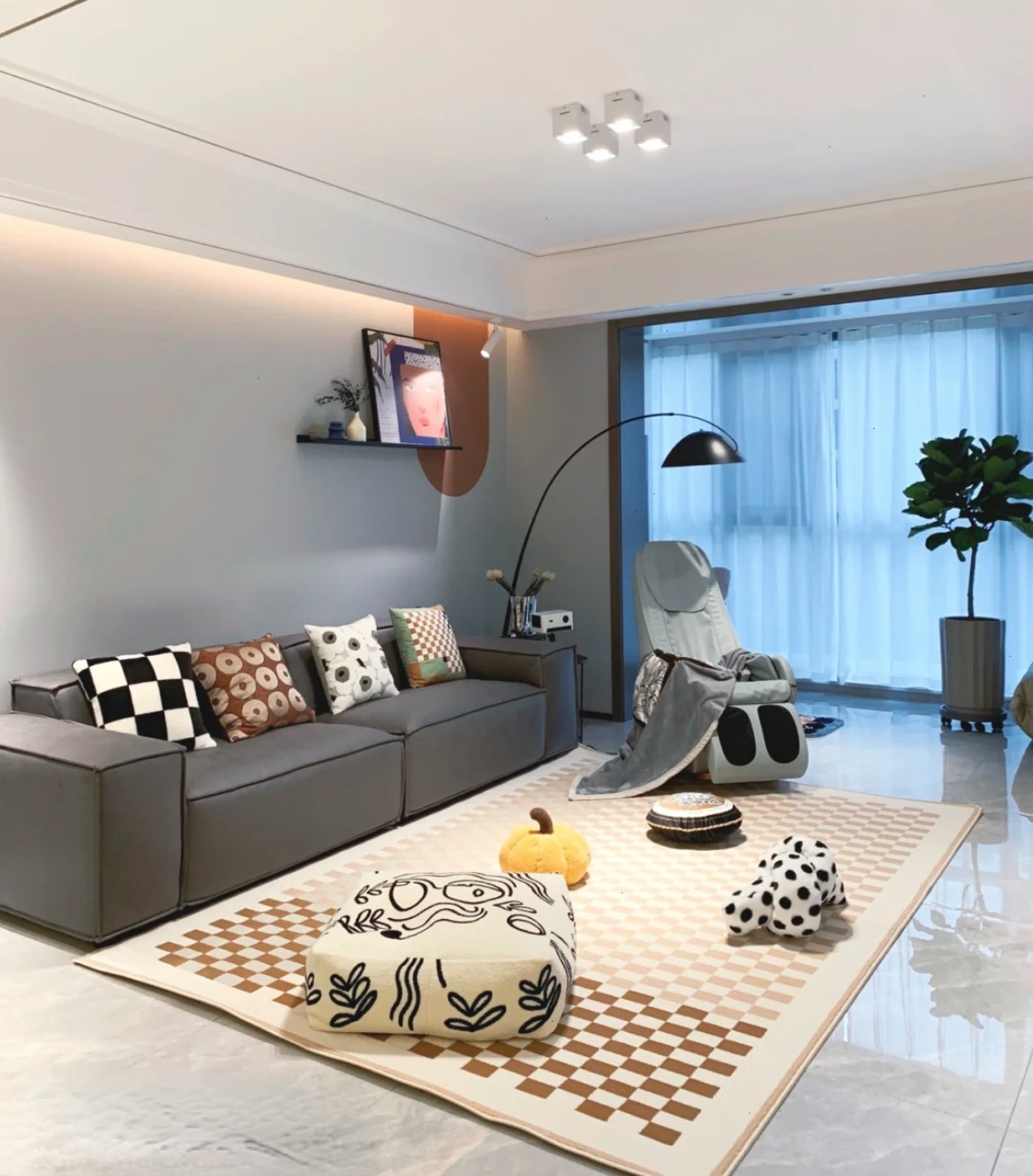 ���ڱ������������ļҾ��������ֻ�в輸