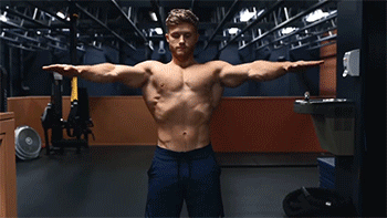 卧推这样练，胸肌自然来