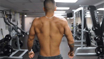 一套高效全面的背部训练，练出圣诞树背