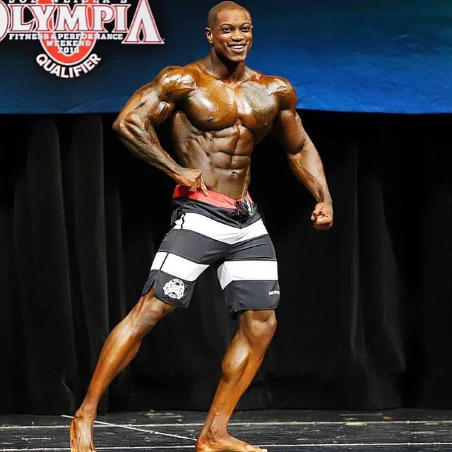 「干货」阿诺德健体冠军带你练背，完美细节展示