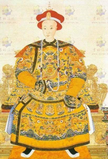 大清十二位皇帝，从画像上就能看到王朝由盛转衰的迹象！