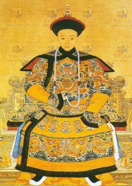 大清十二位皇帝，从画像上就能看到王朝由盛转衰的迹象！