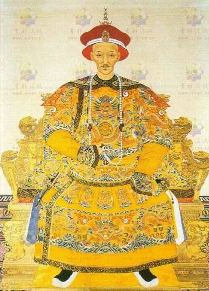 大清十二位皇帝，从画像上就能看到王朝由盛转衰的迹象！