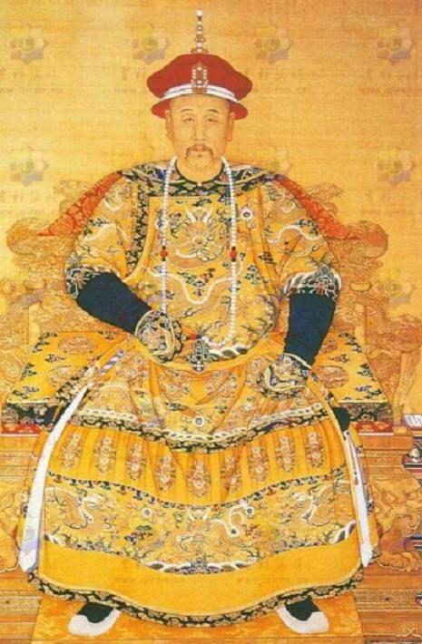 大清十二位皇帝，从画像上就能看到王朝由盛转衰的迹象！