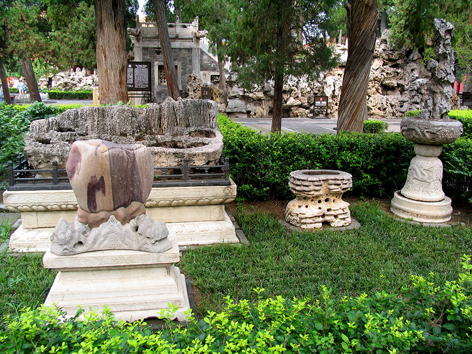 走在空无一人的紫禁城御花园区是一种怎样的感受？